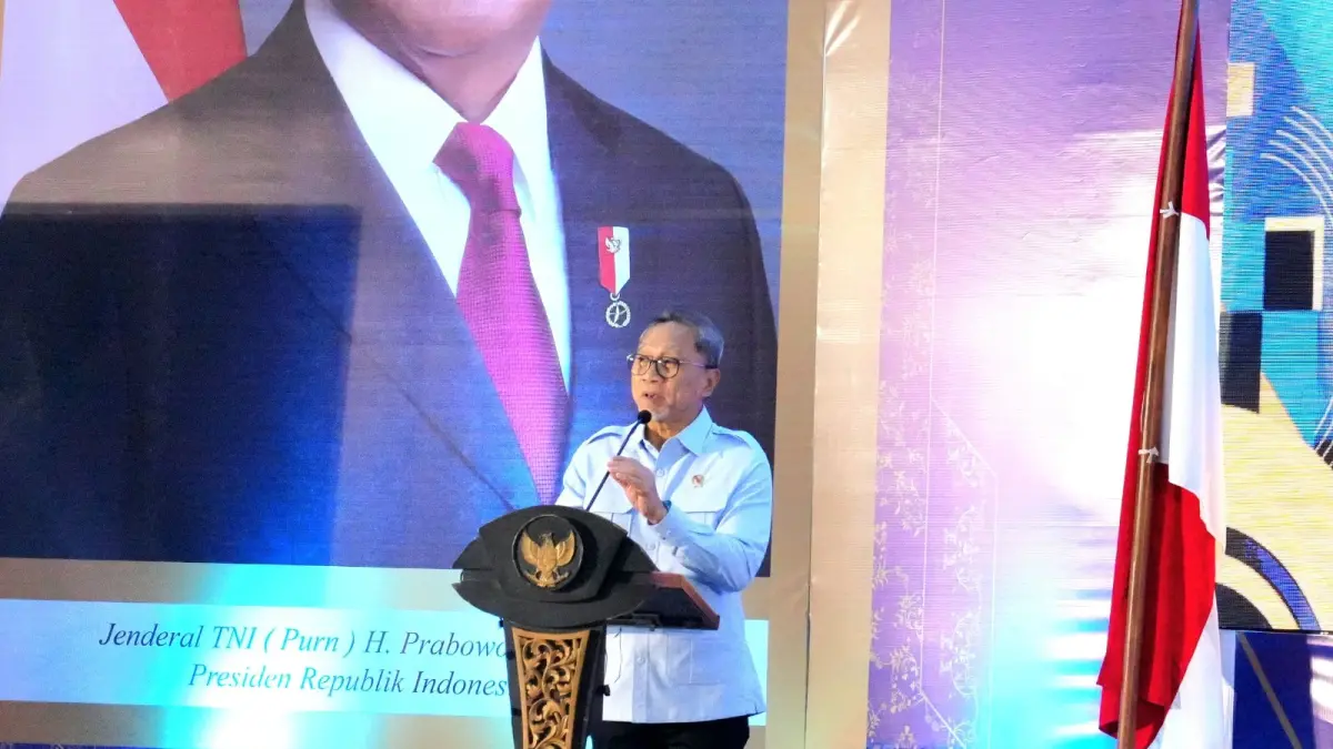 Zulkifli Hasan saat menghadiri Seminar Koperasi Desa/Kelurahan Merah Putih (KDKMP) di Bandar Lampung, Jumat (4/9). (Sumber: Kemenko Pangan)