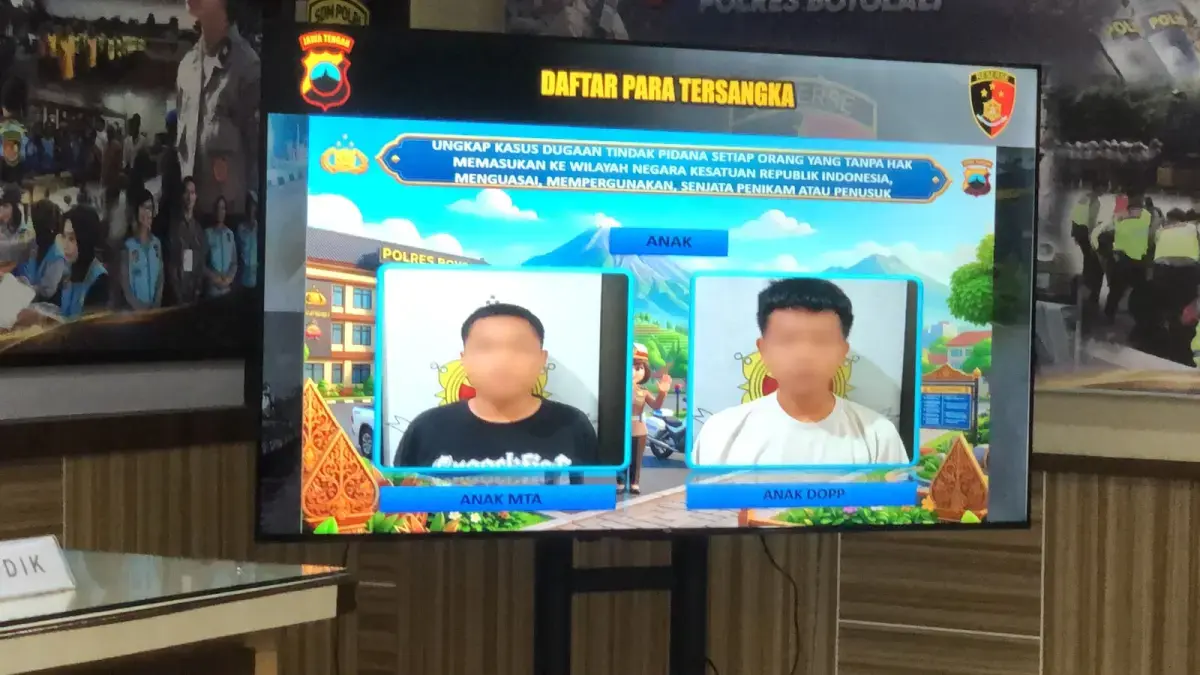 Dua oknum pelajar pelaku tawuran yang diamankan Polres Boyolali.&nbsp;Abdul Khofid/Radar Solo