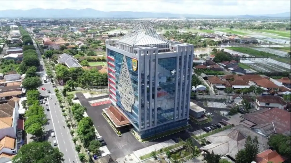 Ilustrasi Gedung Menara Wijaya Sukoharjo. (Dok. Radar Solo Photo)