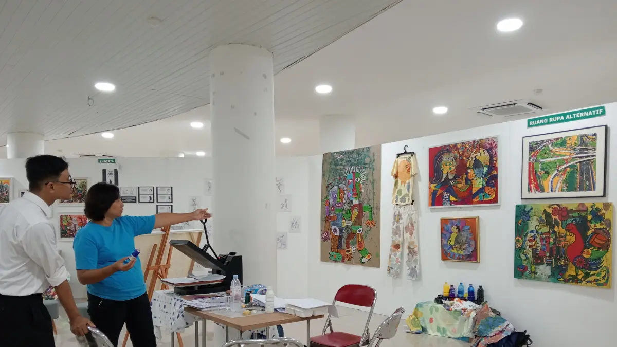 Praktis dan Ramah Lingkungan, Teknik Batik Stamping Daun di FKY 2026 Tarik Perhatian Pengunjung