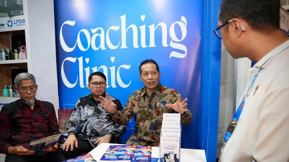Menteri Koperasi usai membuka gelaran Borobudur Indonesia Expo 2026 di Alun-alun Kota Magelang, Kamis (17/9) malam.
