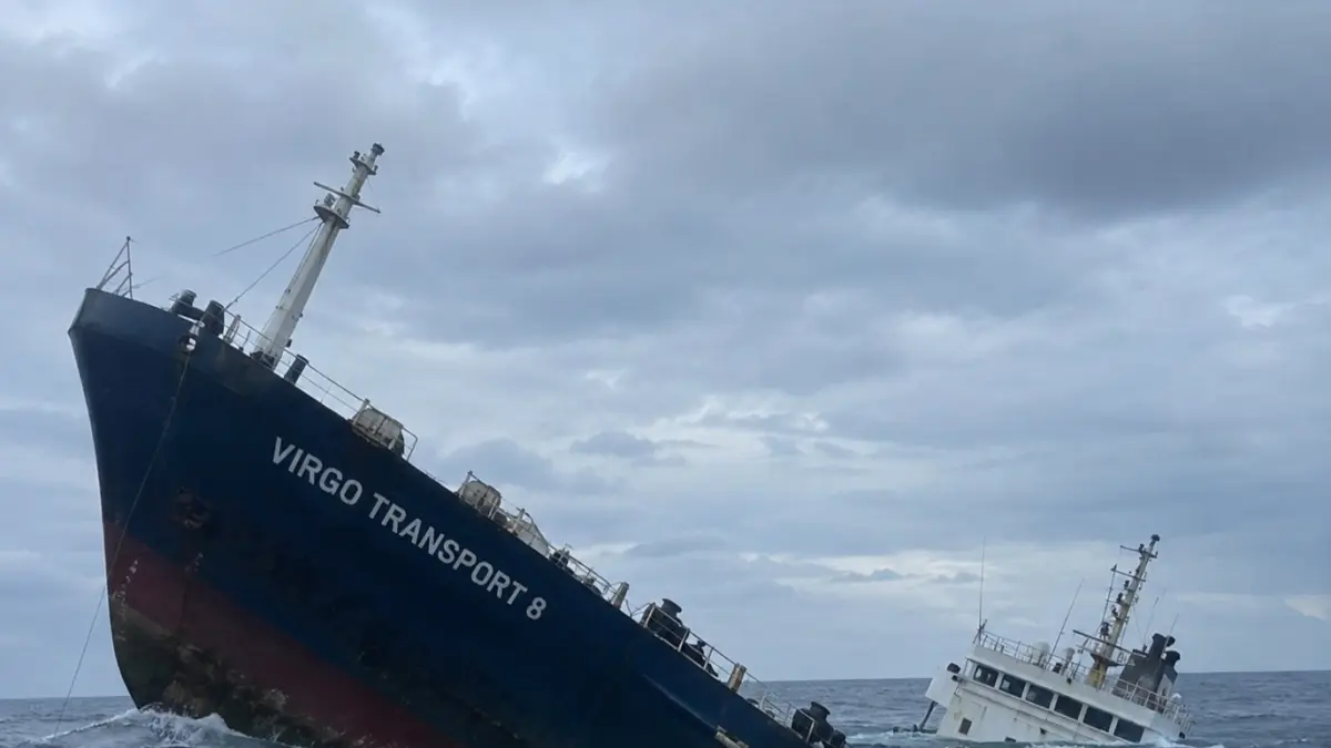 Ilustrasi KM Virgo Transport 8 tenggelam di Laut Jawa ketika berlayar menuju Banjarmasin, Kaliamantan Selatan.
 (AI Generated)