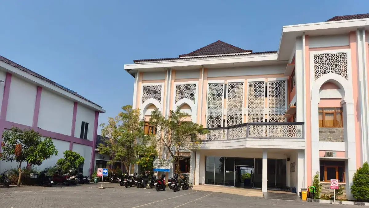 Gedung sekolah SD Al Azhar Sragen. Ahmad Khairudin/Radar Solo