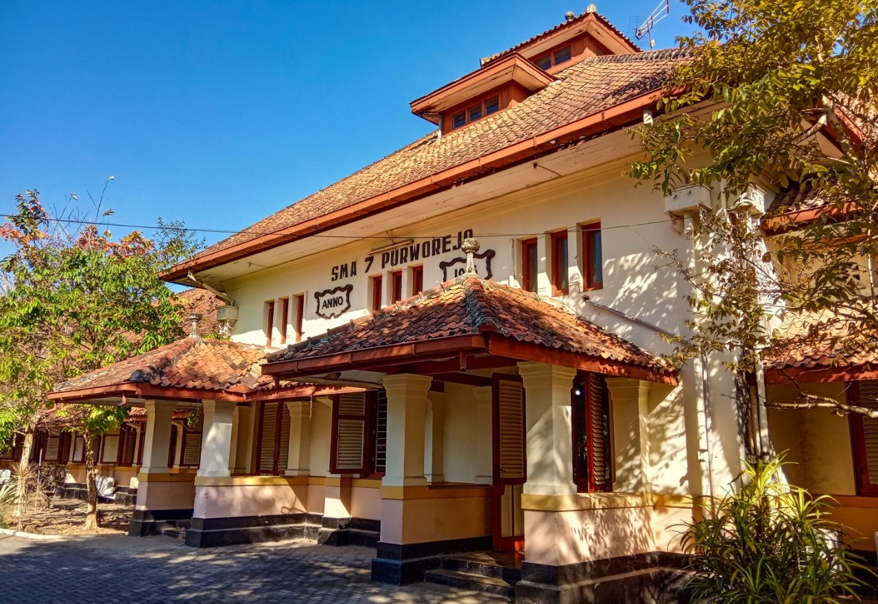 Gedung AMAN 7 Purworejo yang dulu merupakan kompleks HKS Poerworedjo.