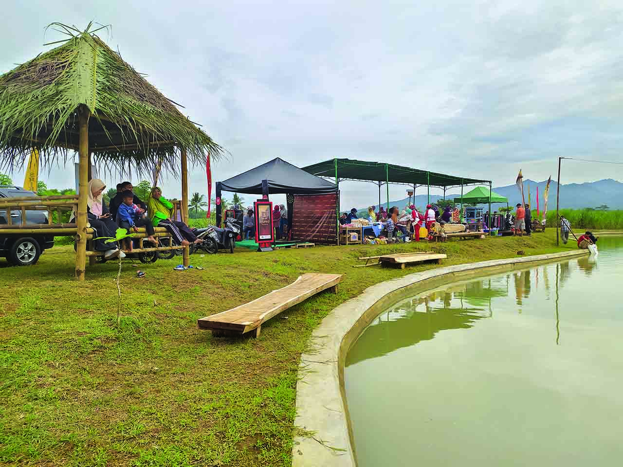 Embung Semawung merupakan destinasi wisata yang terletak di Desa Semawung, Kecamatan/Kabupaten Purworejo.