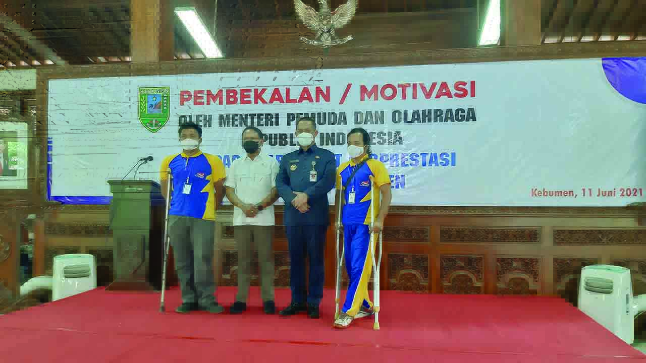 Menteri Pemuda dan Olahraga (Menpora) Zainudin Amali usai memberikan motivasi kepada atlet olahraga di Pendopo Pemerintah Kabupaten Kebumen kemarin (11/6).