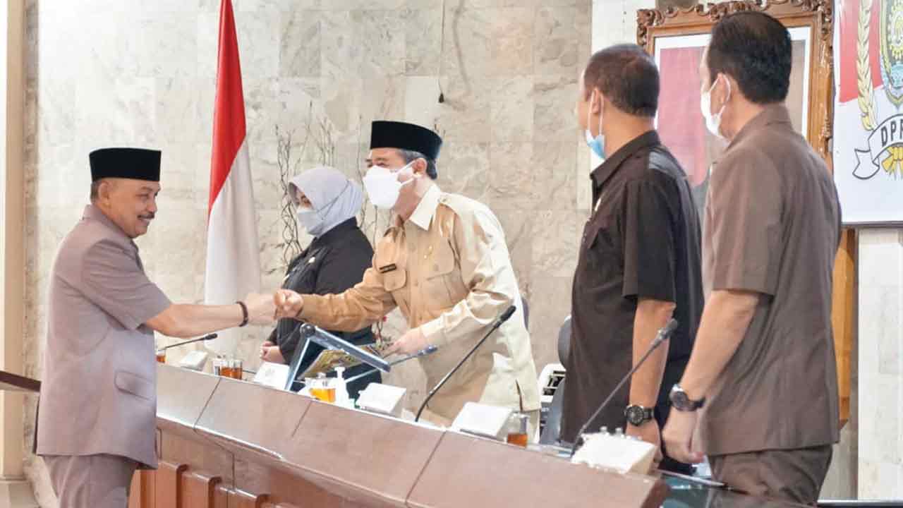 PEMBAHASAN: DPRD Kabupaten Purworejo menggelar rapat paripurna pada Rabu (16/2). (PEMKAB PURWOREJO FOR RADAR PURWOREJO)