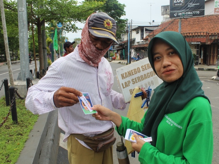 ZONA INTEGRITAS: Jajaran PN Kelas IB Kebumen melakukan kampanye publik ke masyarakat Kebumen terkait pembangunan zona integritas. (Humas pn kebumen untuk radar kebumen)