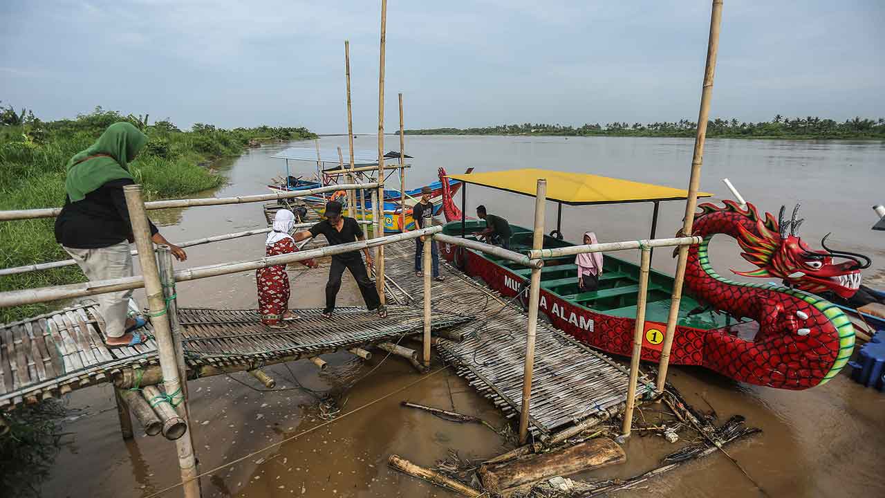 RAMAI: Memprediksi kunjungan wisatawan saat libur Lebaran bisa lebih maksimal. Lantaran tidak ada lagi pembatasan seperti pada tahun-tahun sebelumnya.