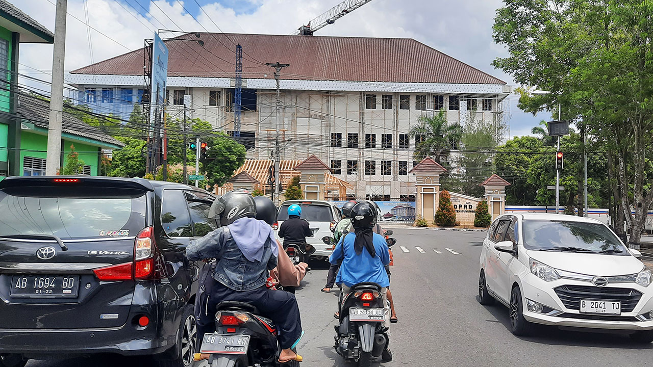 JANTUNG KOTA- Suasana Kota Wonosari, Ibukotanya Kabupaten Gunungkidul yang terus bersolek dengan berbagai program pembangunan.