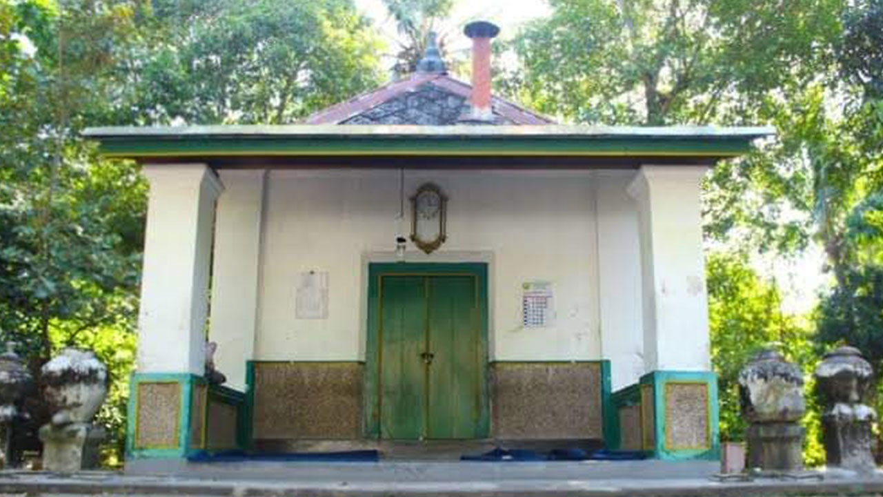 Susul Nasib Kakeknya, Putra Mahkota Dibuang ke Hutan Lipura