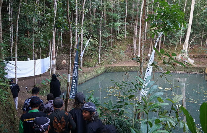 TRADISI: Agenda menyambut satu Sura di Kabupaten Purworejo. Ruwat air di Dusun Sorogenenlor, Desa Kalijambe, Bener, pada Selasa (18/7/23).ISTIMEWA