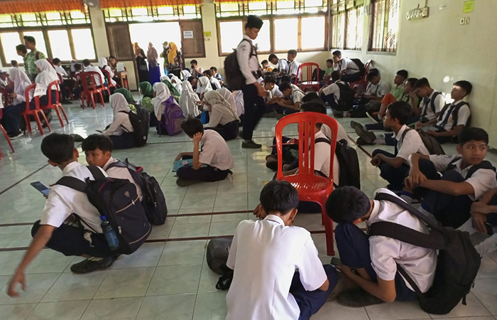 PENDAFTARAN : Proses PPDB di SMK Negeri 2 Kebumen (M HAFIED/RADAR KEBUMEN)SMK-Negeri-2-Kebumen-