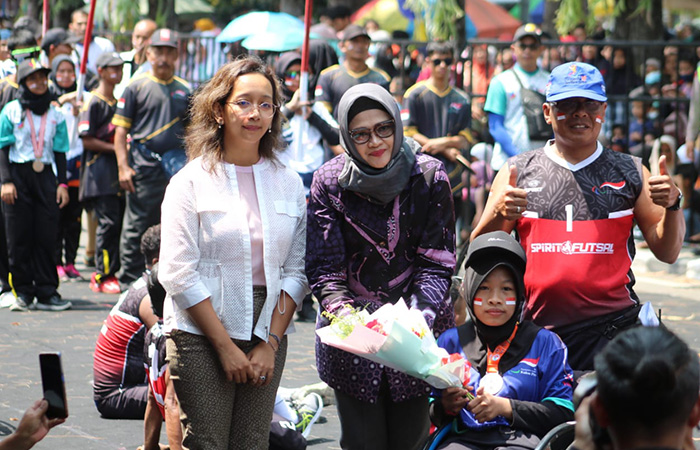TAMU ISTIMEWA: Ketua Badan Promosi Pariwisata DIJ GKR Bendara ikut menyaksikan Karnaval Wisata Pesona Mahardika, di Kabupaten Kulon Progo Sabtu (19/8/23).Dinpar KP