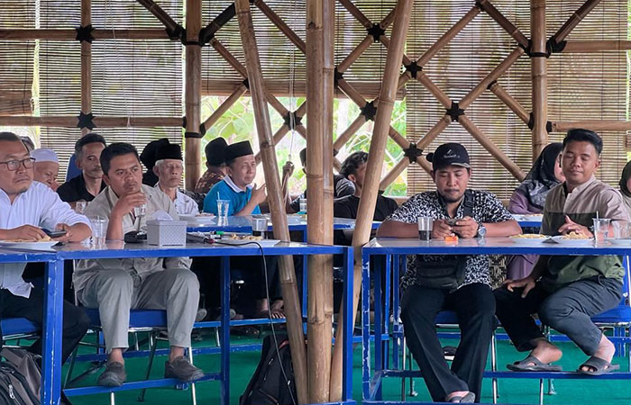 KOMPAK: Pertemuan warna Desa Wadas di Tandem Resto Kecamatan Bener, Jumat (3/11/2023).