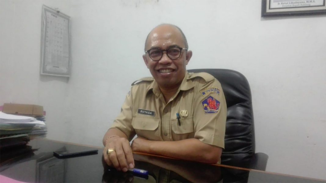 CEGAH STUNTING:  Sekretaris Dinas Pengendalian Penduduk, Keluarga Berencana, Pemberdayaan Perempuan dan Perlindungan Anak (DP2KBP3A) Kabupaten Buleleng,  Nyoman Suyasa.