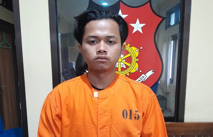 Pelaku pencurian handphone bernama Nyoman Gede Harianto dibekuk aparat kepolisian Polsek Kediri.