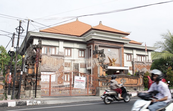 Gedung Eks Dinas Penanaman Modal dan Pelayanan Terpadu Satu Pintu (DPMPTSP) Kabupaten Buleleng kini belum diisi OPD/dinas manapun.