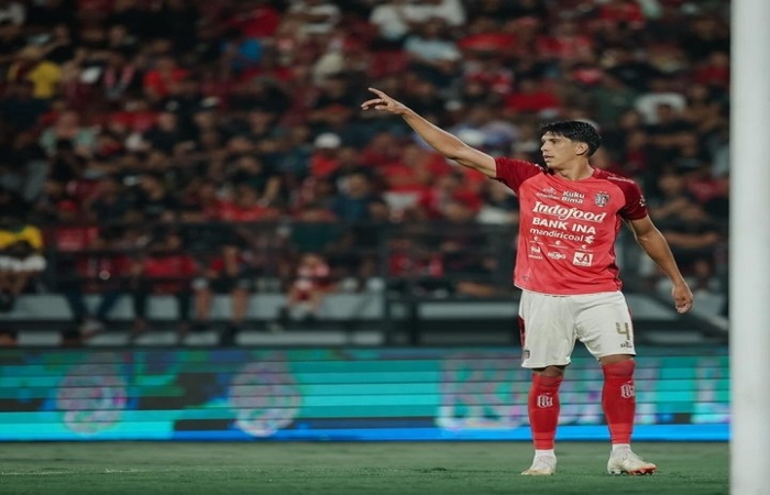 Elias Dolah kini sedang berjuang dengan Timnas Thailand di ajang piala Asia 2023.