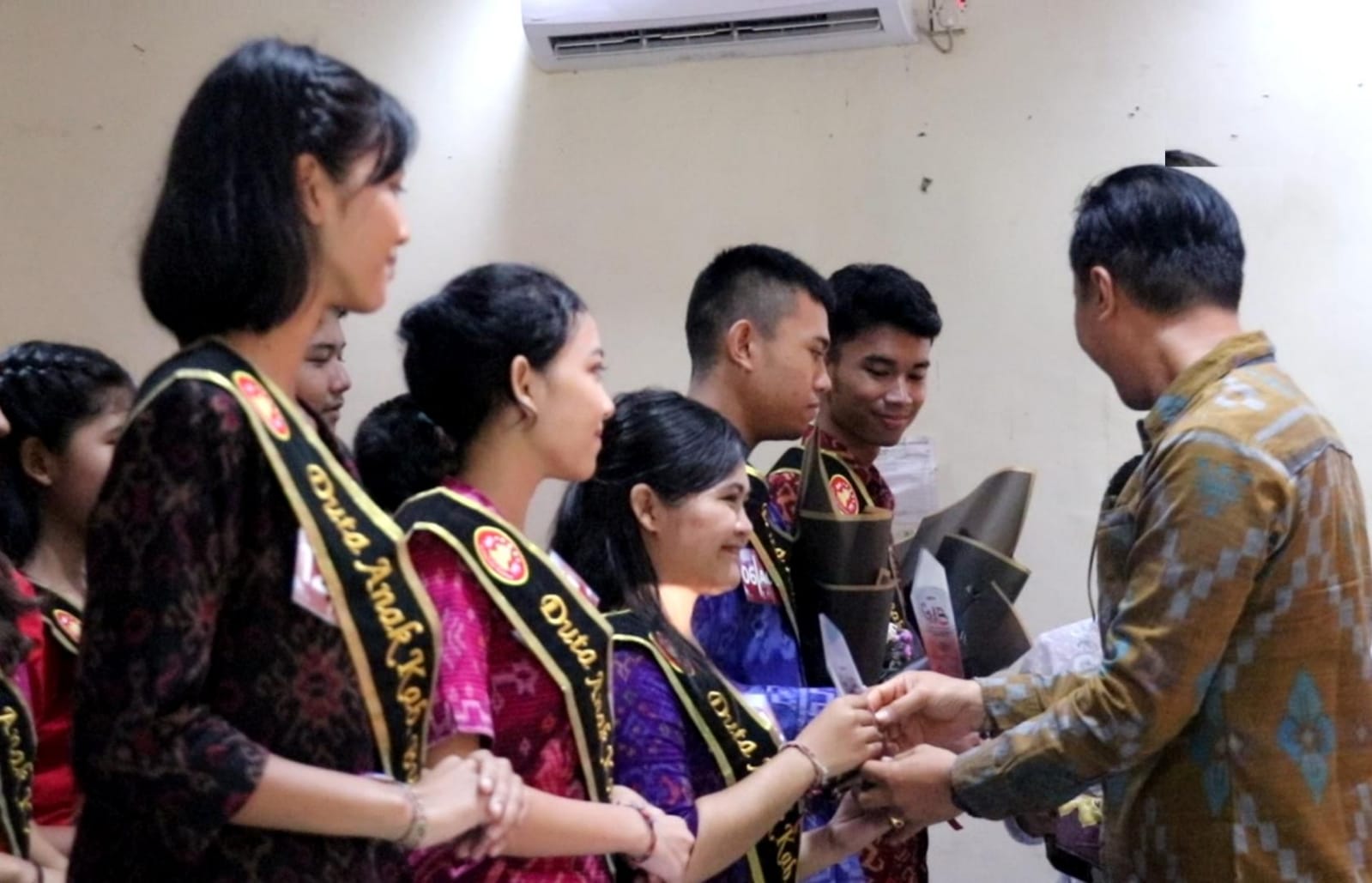 PENCEGAHAN: Duta Anak Buleleng menyusun tiga program untuk mencegah terjadinya kekerasan seksual terhadap anak yang marak di Buleleng.