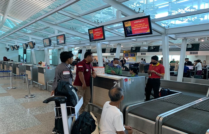 Warga Negara Asing (WNA) asal Jepang berinisial TK,58, diusir dari Bali setelah melakukan aksi cabut tehadap 5 orang anak-anak Paud di Denpasar, Bali.