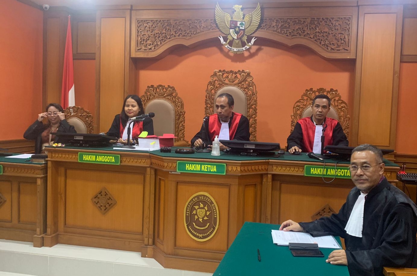 DITUNDA: Sidang kasus lift maut Ayuterra Resort Ubud di Pengadilan Negeri Gianyar.