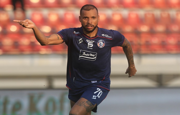 Stiker tajam Macan Kemayoran -julukan Persija &ndash;Gustavo Almeida dikabarkan sudah mulai berlatih usai mendapatkan cedera.