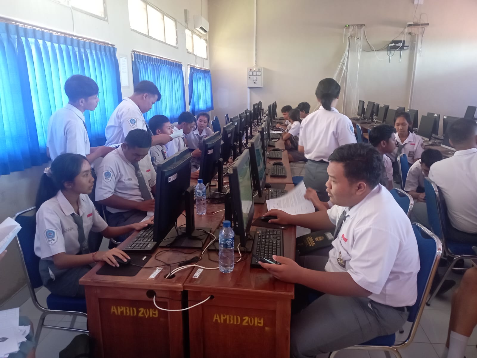 MENCARI PTN: Siswa SMAN 2 Banjar saat menjalani proses bimbingan Seleksi Nasional Berbasis Prestasi (SNBP) Perguruan Tinggi Negeri.