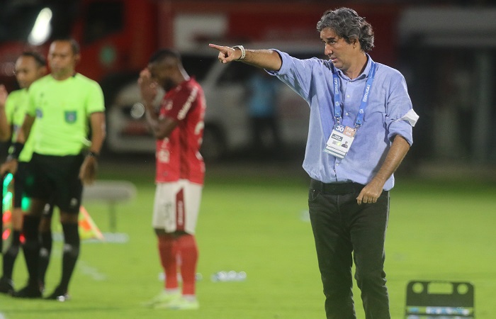 Pelatih Bali United, Stefano &ldquo;Teco&rdquo; Cugurra.