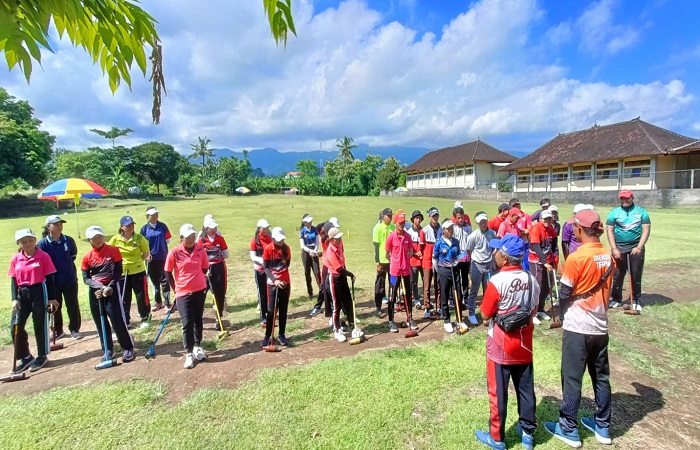 Puluhan atlet Woodball yang akan berlaga di PON gelar pelatda di Buleleng selama dua hari.