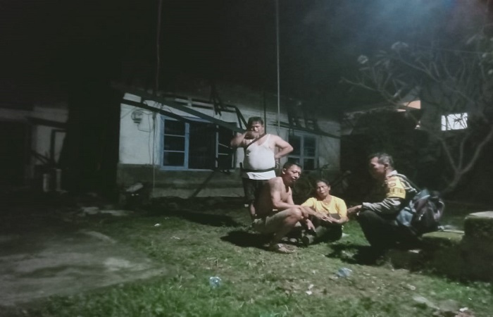 Kondisi rumah milik seorang guru sekaligus dijadikan tempat service elektronik di Banjar Dinas Bangkinang Sidem, Desa Gunung Salak, Selemadeg Timur, Tabanan, ludes terbakar.