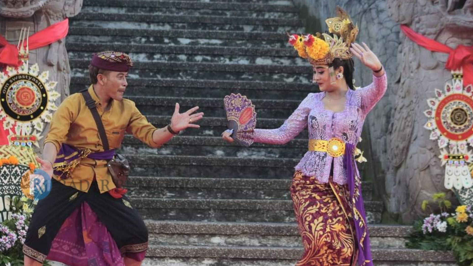 HAPUS STIGMA: Pementasan sekaa joged Buleleng pada ajang PKB di Madya Mandala Taman Budaya Bali (Art Centre).