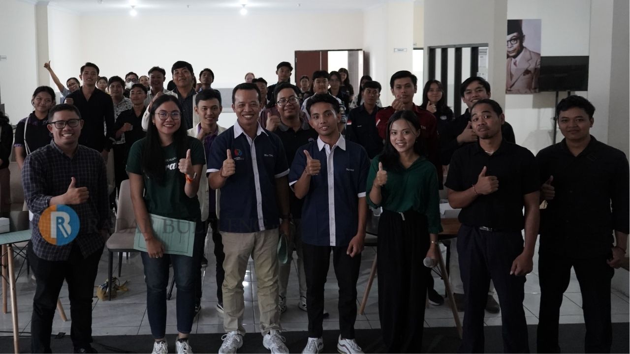 PEMUDA BERGERAK: Suasana diskusi Live Discussion Project (LDP) yang digelar Yayasan BSC.