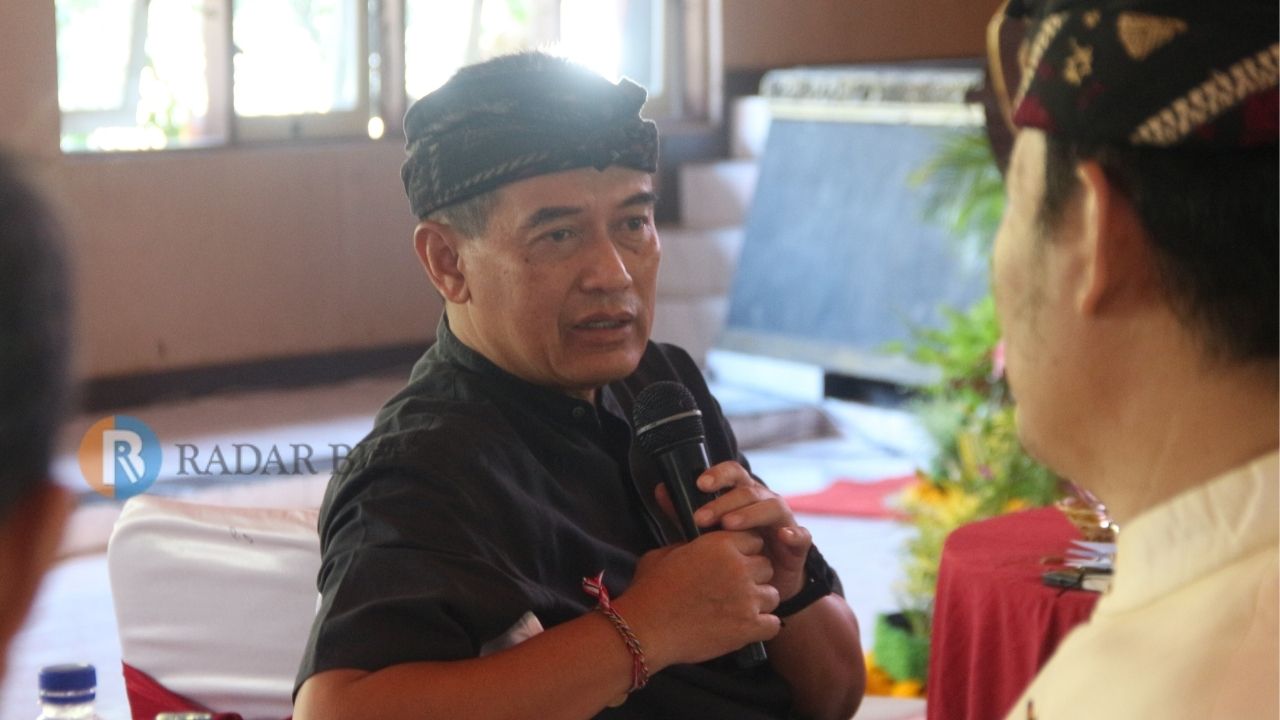 TUNGGU REKOMENDASI: Sekretaris DPC PDI Perjuangan Buleleng, Gede Supriatna.