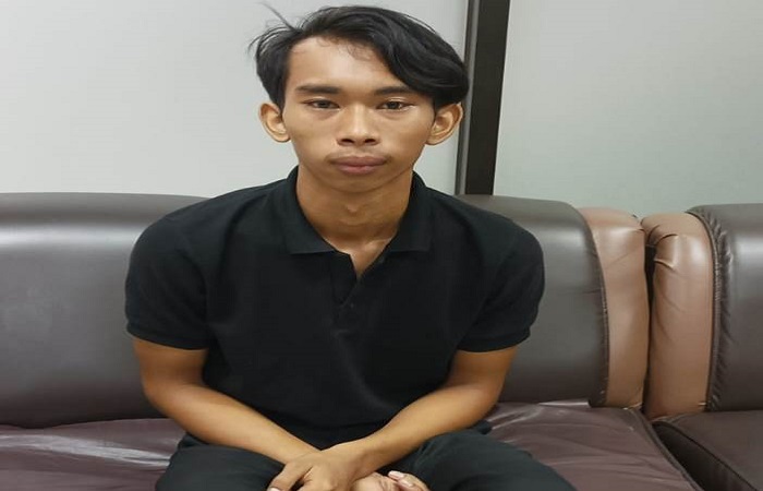 Terduga pelaku pemerkosaan anak dibawah umur, I Kadek Yoga Santika saat diamankan. Dia adalah karyawan PT Jasa Angkasa Semesta (JAS) Airport Services di Bandara Internasional I Gusti Ngurah Rai.