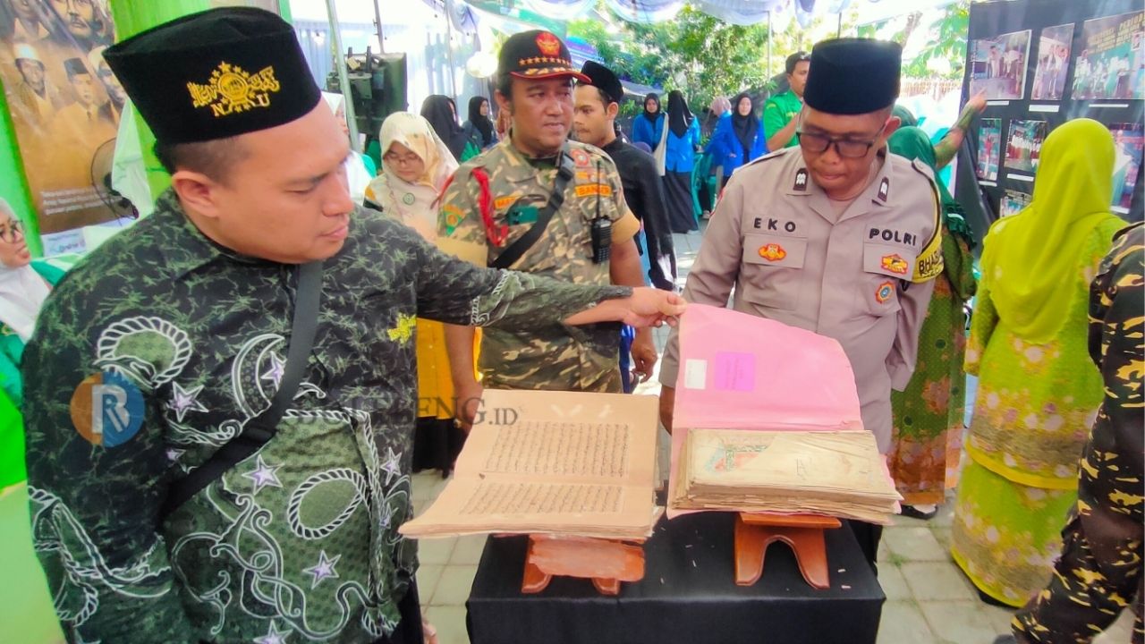 PAMERAN ARSIP: Pameran arsip dan dokumentasi PCNU Buleleng, serta benda bersejarah bagi umat muslim di Buleleng.