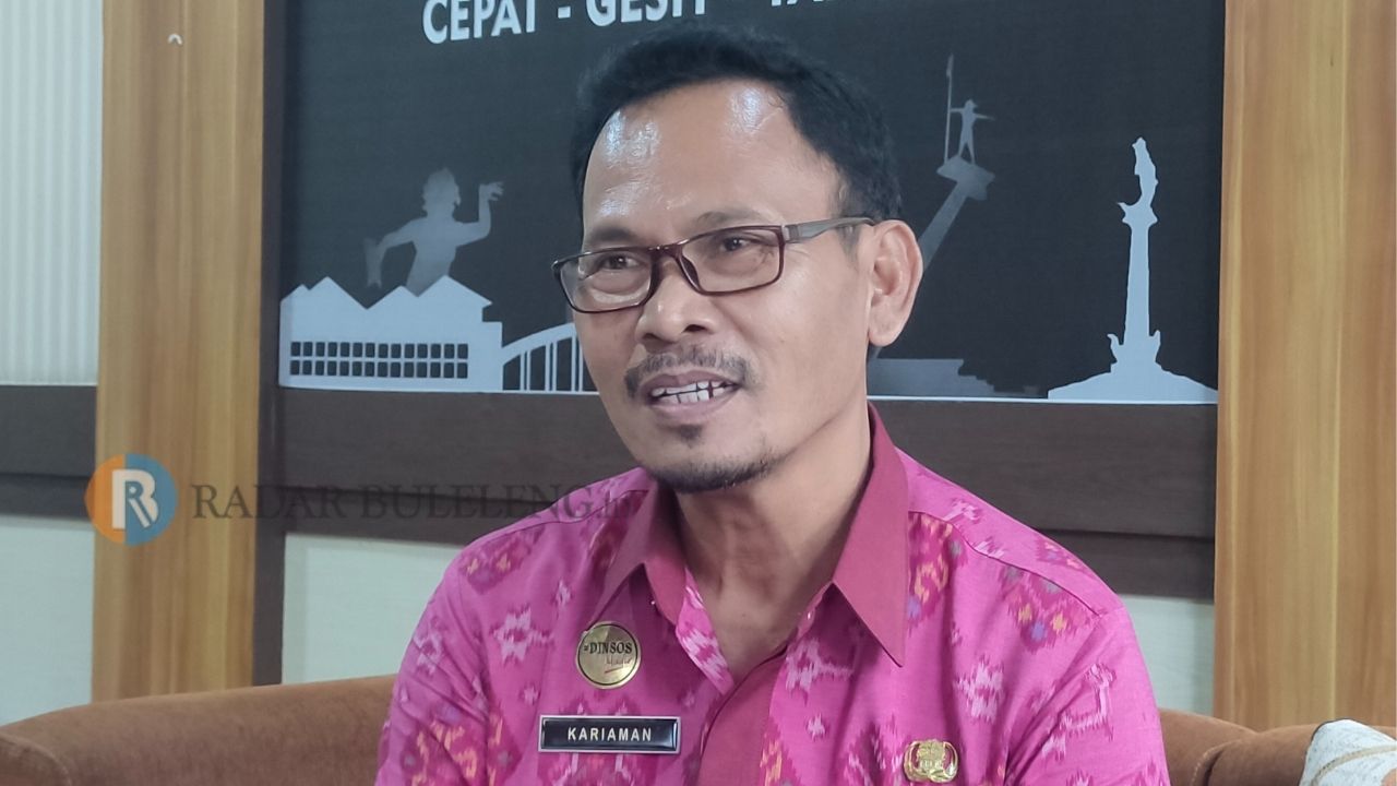 ANAK ASUH: Kepala Dinas Sosial Buleleng, I Putu Kariaman Putra.