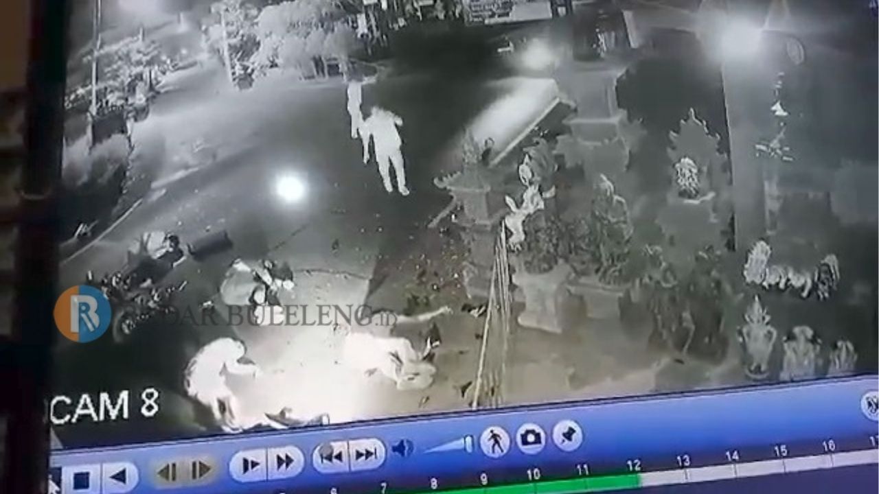 KECELAKAAN: Rekaman CCTV kecelakaan di Jalan Raya Singaraja-Seririt yang menewaskan DJ Delon.