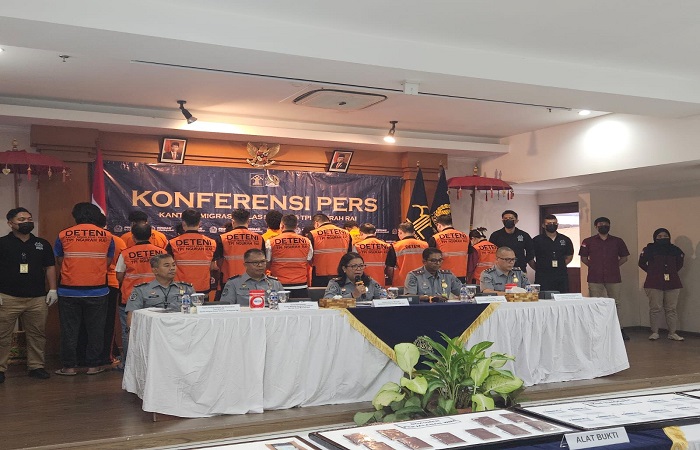 Imigrasi merilis puluhan WNA yang melakukan pelanggaran di Bali.