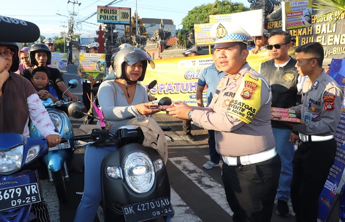 Sat Lantas Polres Buleleng tindak 3.111 pelanggar selama 14 hari berlangsungnya Ops Patuh Agung 2024.