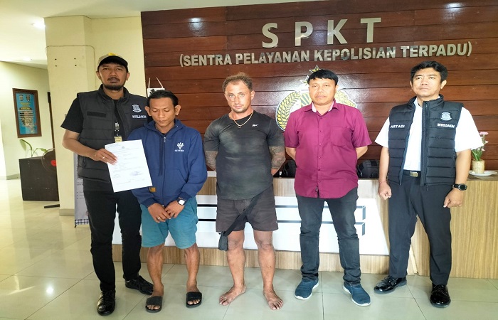 Lelaki Rusia Anton Viktorovich diamankan polisi di Lingkungan Banjar Cengiling Jimbaran, Senin (12/8) lalu. Ia selanjutnya diserahkan ke Imigrasi.