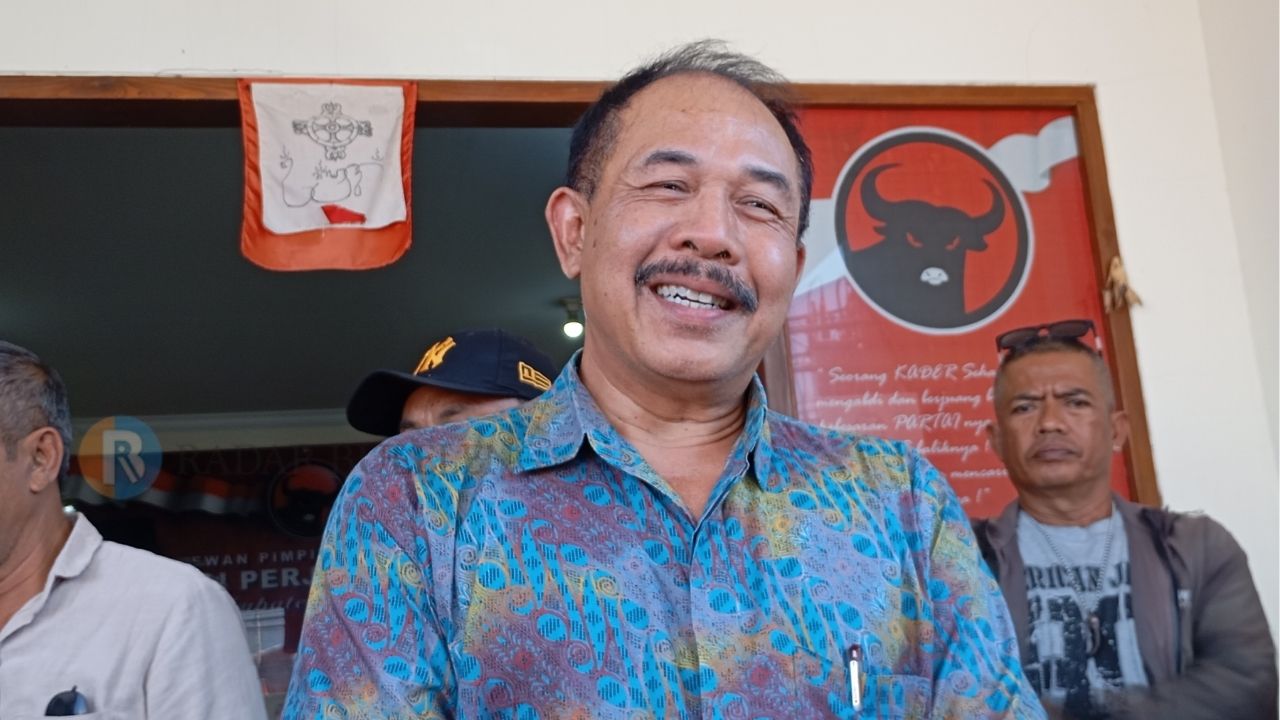MUNDUR: Ketua Banteng Muda Indonesia (BMI) Buleleng, dr. Ketut Putra Sedana alias Dokter Caput mengundurkan diri dari PDI Perjuangan.