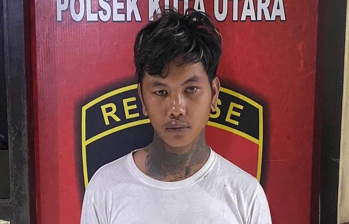 I Nengah Arianto, 23, diamankan akibat kejahatannya. Dia adalah spesialis jambret WNA di Kuta, Bali.