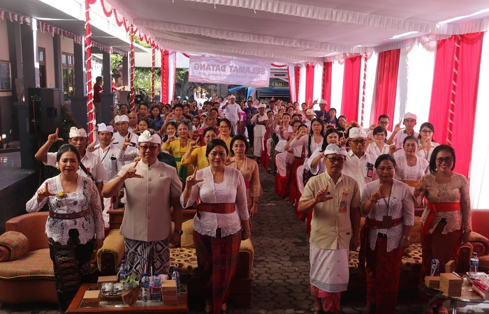 Festival Literasi yang diadakan DAPD Buleleng dalam rangka memperkuat literasi di Bali utara. Sehingga menuju Buleleng sebagai Kabupaten Literasi.