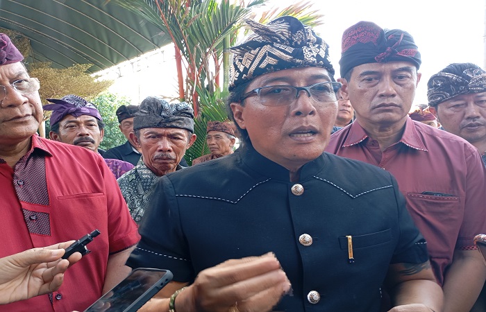 I Nyoman Giri Prasta jelaskan pihaknya akan mengusulkan pembangunan MRT sampai ke Bali utara. Sehingga perputaran ekonomi di Bali utara dapat terus berjalan.