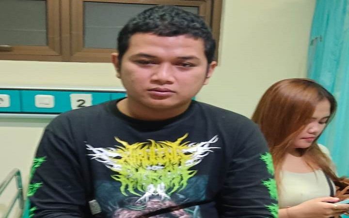 Niat ingin memadu kasih dengan pacar di Eks Pelabuhan Buleleng, namun Rusena malah ditusuk oleh OTK.