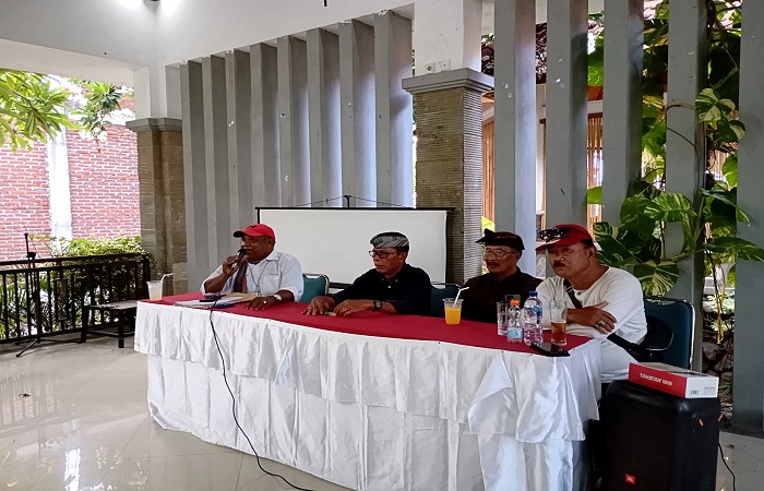 LSM Genus dan Forkom Alumni Perbekel Buleleng meminta penyelenggara pemilu di Buleleng tetap menjaga netralitas selama Pilkada Bali dan Buleleng 2024.