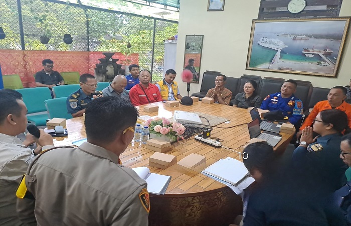 Untuk mendukung libur Nataru, akan ada kapal patroli dan kapal perintis yang siaga di Pelabuhan Celukan Bawang, Kabupaten Buleleng.