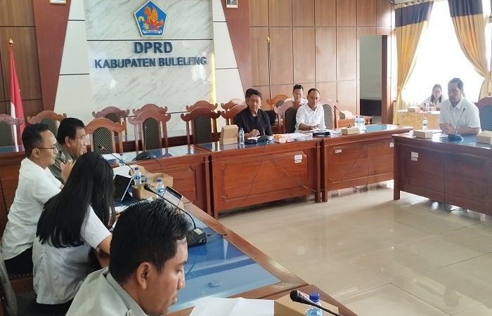 Rapat antara Komisi IV dan BPBD Buleleng terkait dengan Ranperda Penanggulangan Bencana. Rapat ini untuk menyamakan persepsi terkait dengan upaya menghadapi bencana di Bali utara.