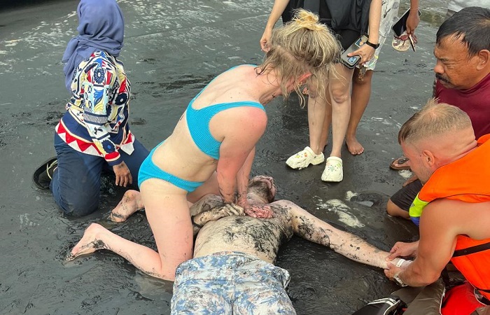 Kondisi seorang WNA asal Australia yang terseret arus di Pantai Pasut, Desa Tibubiu, Kerambitan Tabanan.